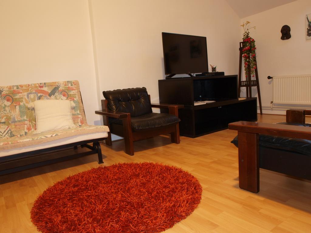 Attic Apartment City Center Prag Eksteriør billede